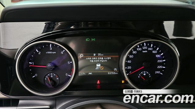 Kia Canival 2021 — photo 8