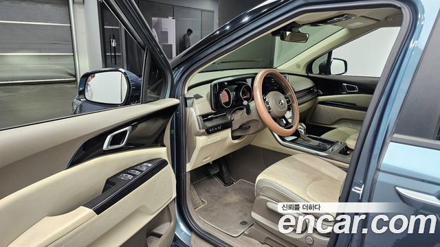 Kia Canival 2021 — photo 10