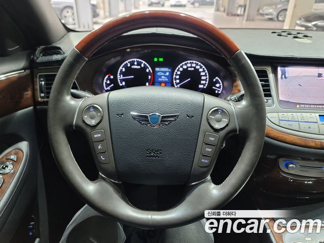 Hyundai Genesis 2009 — photo 11