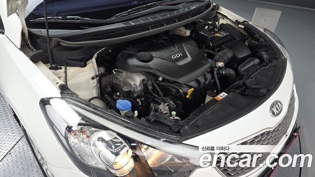 Kia K3 2013 — photo 6