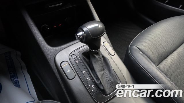 Kia K3 2013 — photo 9
