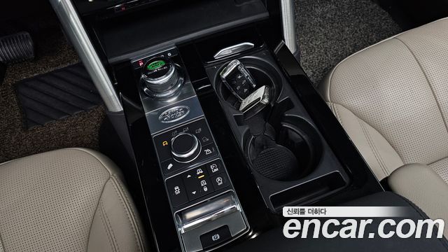 Land Rover Discovery 2017 — photo 9
