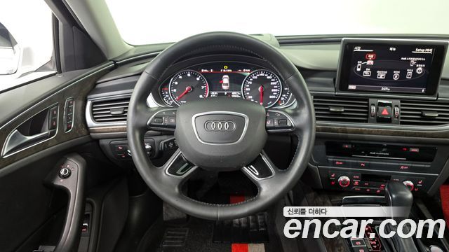 Audi A6 2017 — photo 13