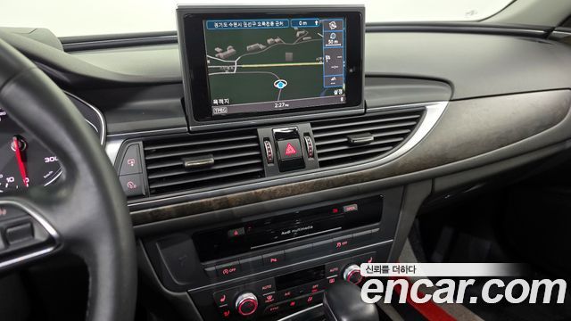 Audi A6 2017 — photo 14