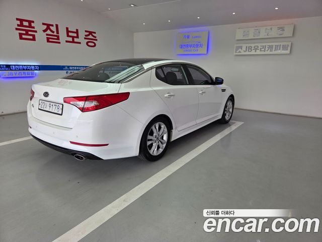 Kia K5 2011 — photo 6