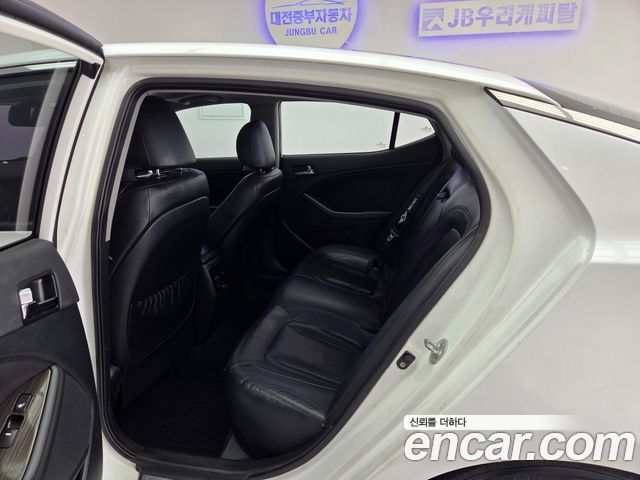Kia K5 2011 — photo 7