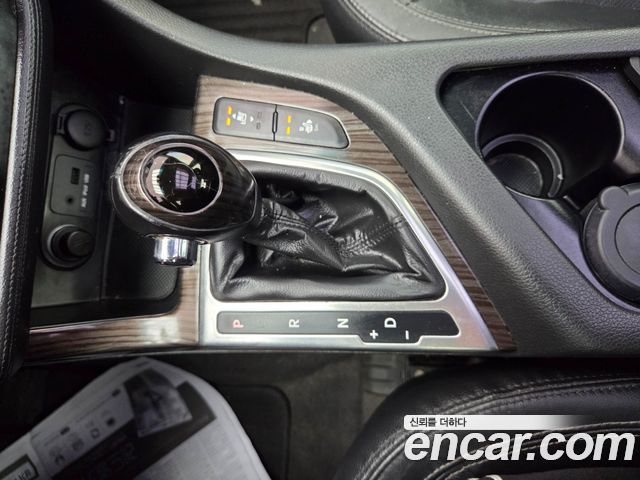 Kia K5 2011 — photo 16