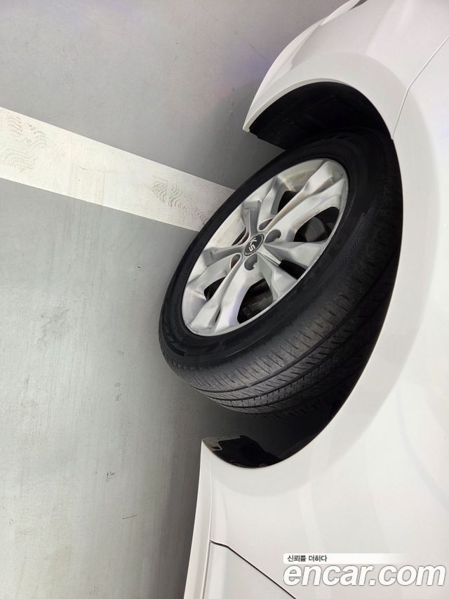 Kia K5 2011 — photo 19