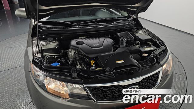 Kia Porte 2011 — photo 6