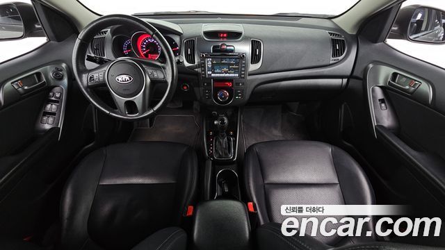Kia Porte 2011 — photo 7
