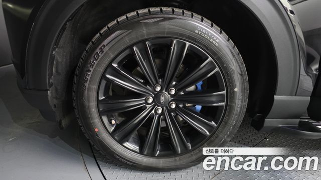 Ford Explorer 2020 — photo 5