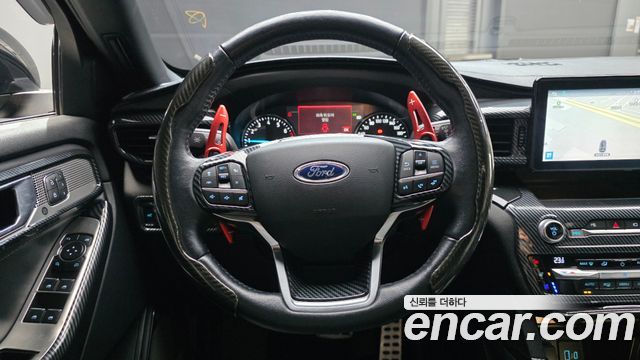 Ford Explorer 2020 — photo 13