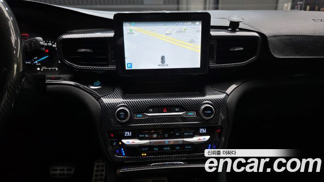 Ford Explorer 2020 — photo 16