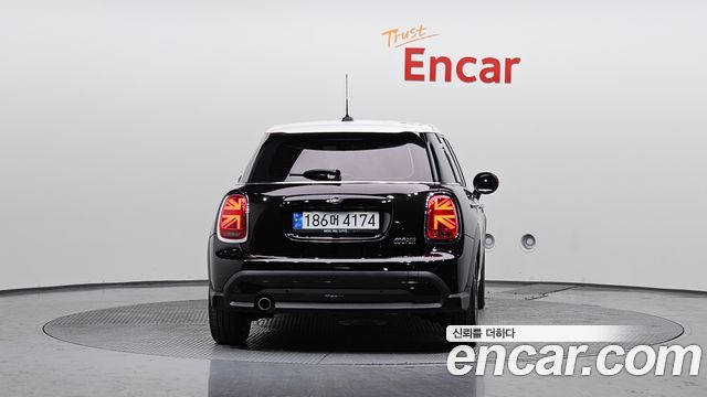 Mini Cooper 2022 — photo 4