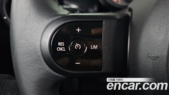 Mini Cooper 2022 — photo 18
