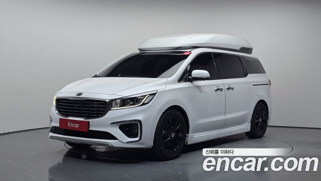 Kia Canival 2020 — photo 1