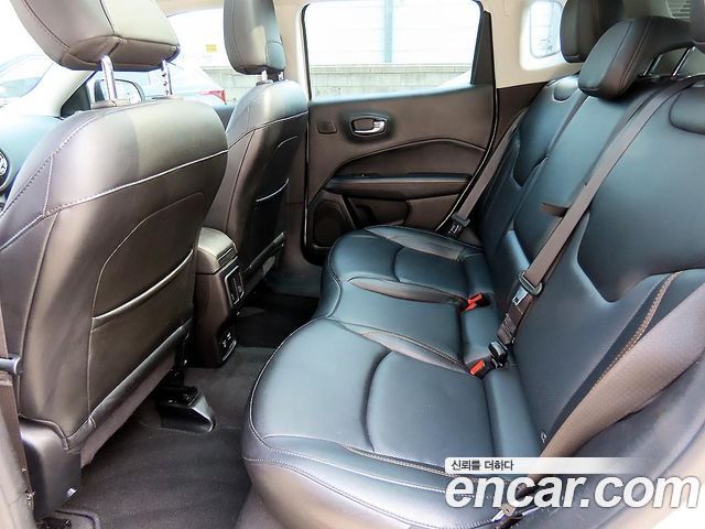 Jeep Compass 2019 — photo 6