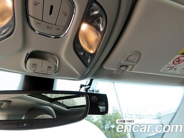 Jeep Compass 2019 — photo 15