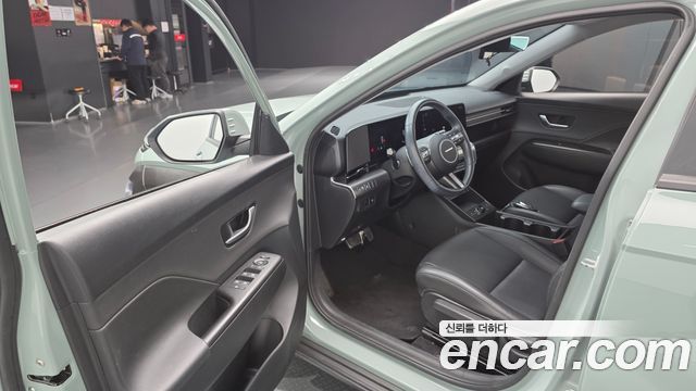 Hyundai Kona 2023 — photo 11