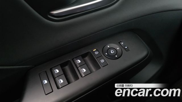 Hyundai Kona 2023 — photo 17