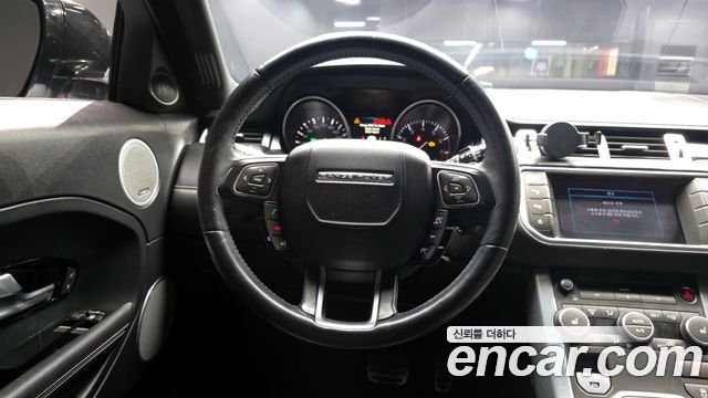 Land Rover Range Rover Evoque 2012 — photo 13