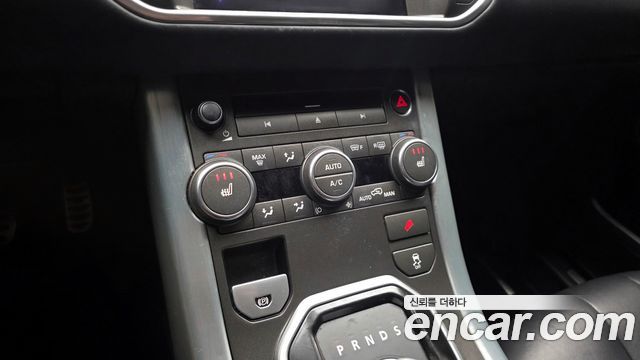 Land Rover Range Rover Evoque 2012 — photo 17