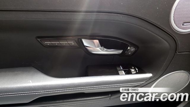 Land Rover Range Rover Evoque 2012 — photo 19