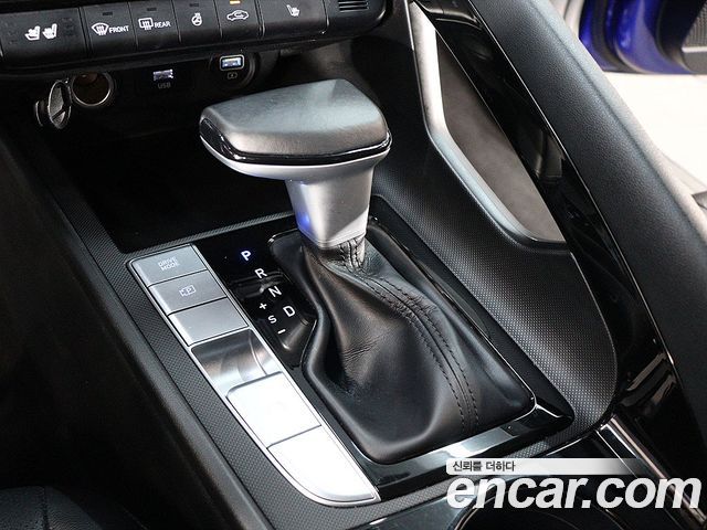 Hyundai AVANTE 2021 — photo 9
