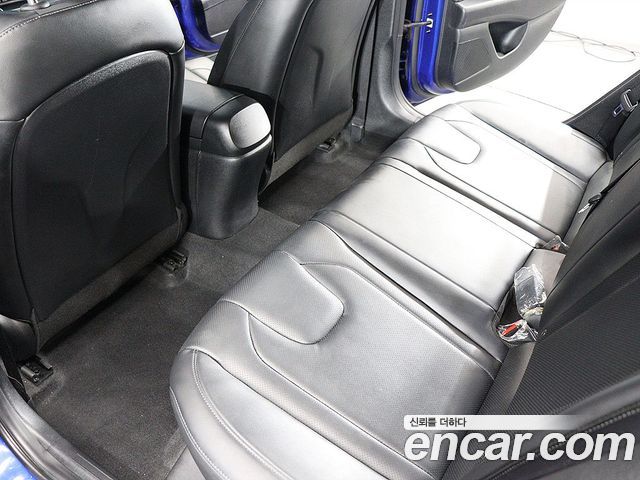 Hyundai AVANTE 2021 — photo 11