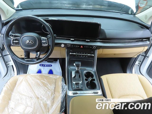 Kia Canival 2021 — photo 7