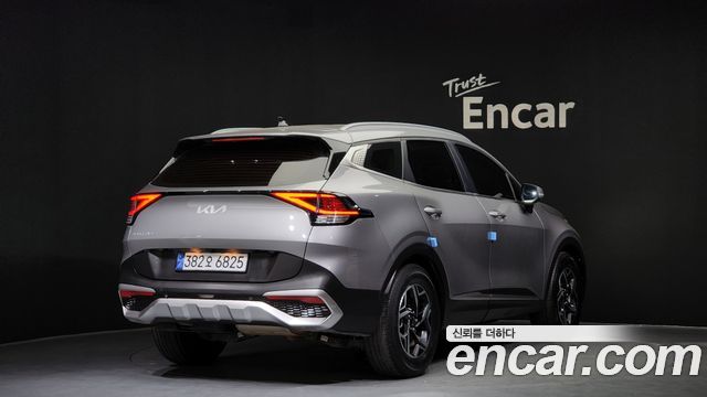 Kia Sportage 2022 — photo 2