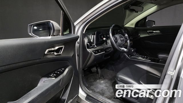 Kia Sportage 2022 — photo 11