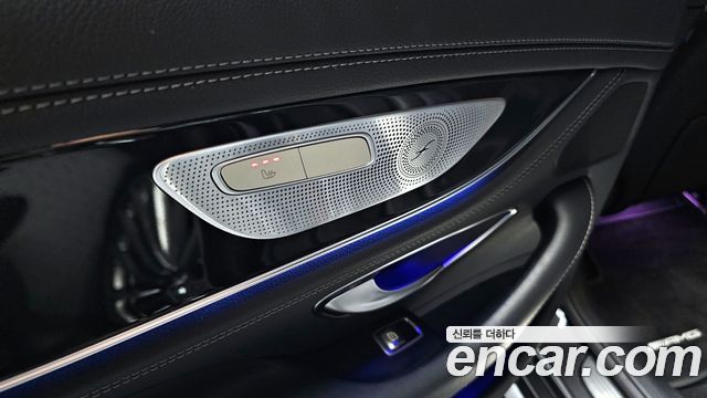Mercedes-Benz AMG GT 2021 — photo 17