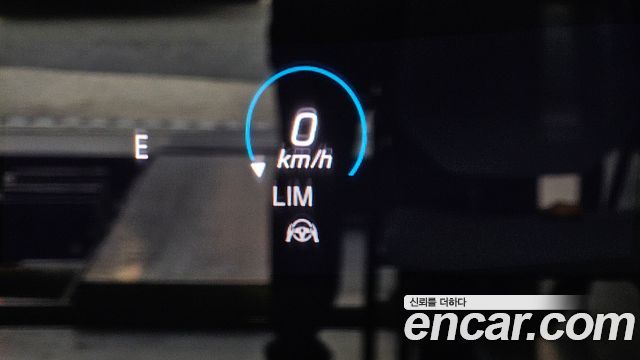 Mercedes-Benz AMG GT 2021 — photo 19