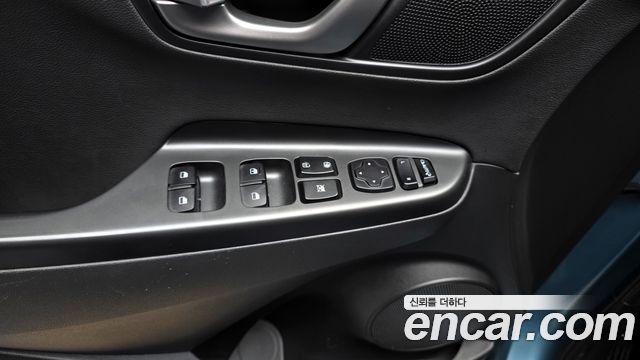 Hyundai Kona 2020 — photo 17