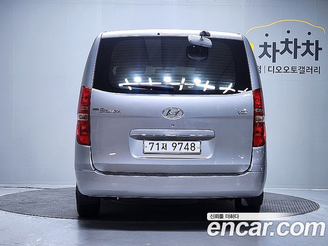 Hyundai Starex 2015 — photo 3