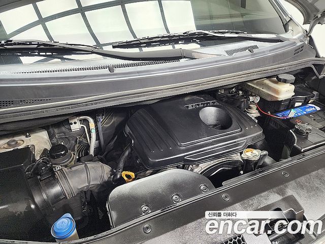 Hyundai Starex 2015 — photo 4