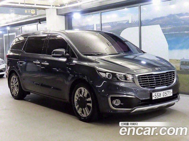 Kia Canival 2016 — photo 1