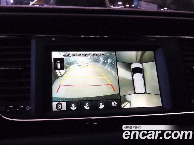 Kia Canival 2016 — photo 14