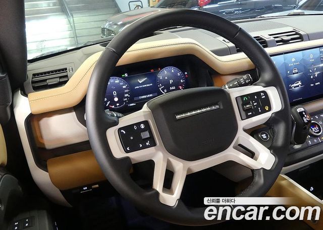 Land Rover Defender 2025 — photo 12