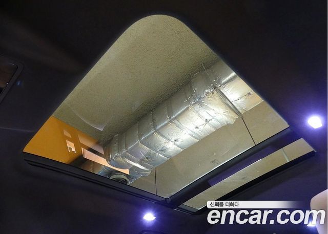 Land Rover Defender 2025 — photo 19