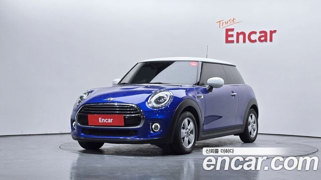 Mini Cooper 2021 — photo 1