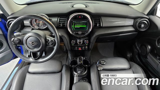 Mini Cooper 2021 — photo 7