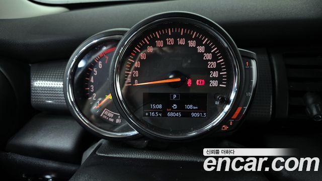 Mini Cooper 2021 — photo 8