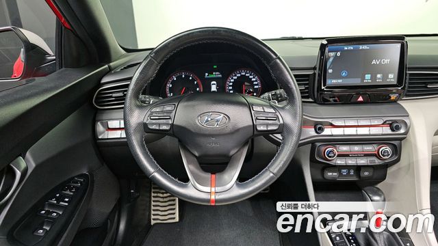 Hyundai Veloster 2020 — photo 13