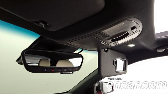 Hyundai Veloster 2020 — photo 18