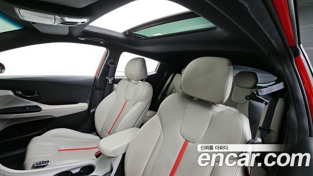 Hyundai Veloster 2020 — photo 19