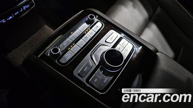 Kia K9 2019 — photo 18