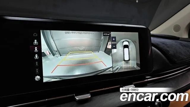 Kia Canival 2021 — photo 15