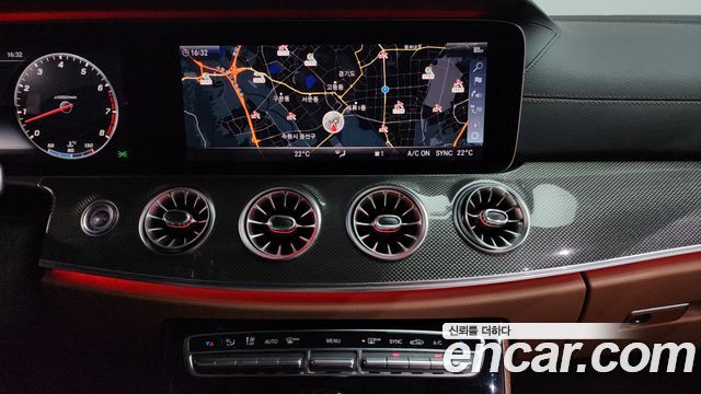 Mercedes-Benz E-Class 2019 — photo 15